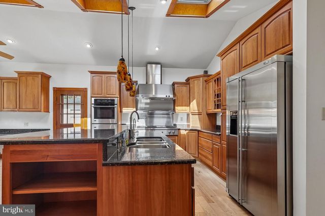 326 CEDAR LN, Annapolis, MD 21403