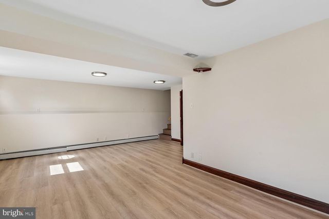 326 CEDAR LN, Annapolis, MD 21403