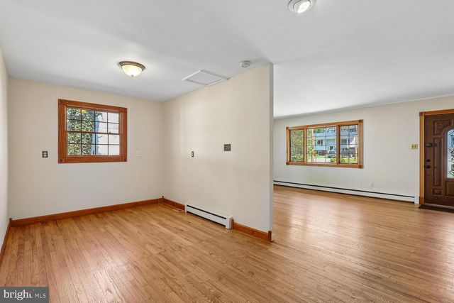326 CEDAR LN, Annapolis, MD 21403