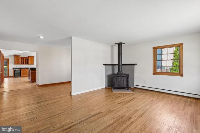 326 CEDAR LN, Annapolis, MD 21403