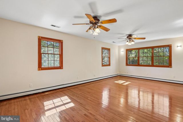 326 CEDAR LN, Annapolis, MD 21403