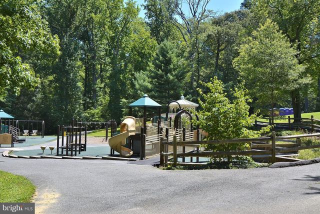 326 CEDAR LN, Annapolis, MD 21403