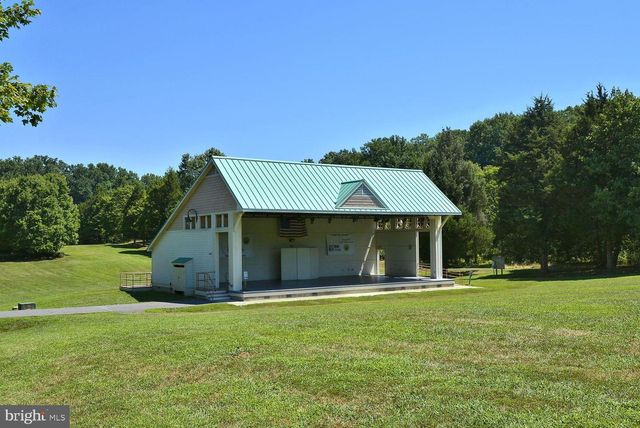 326 CEDAR LN, Annapolis, MD 21403