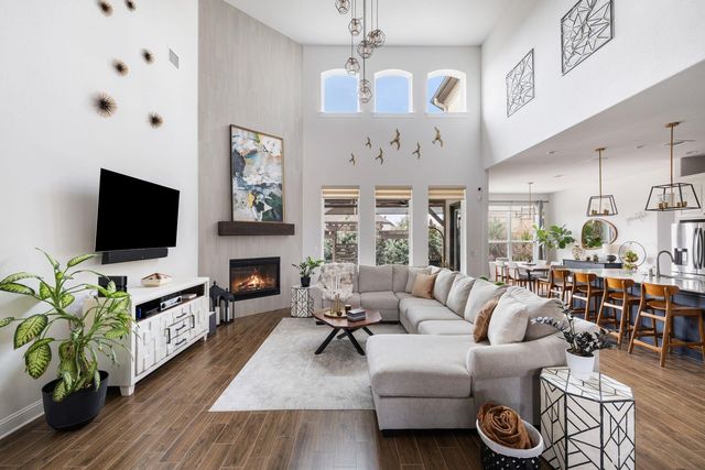 1617 Bardella DR, Leander, TX 78641