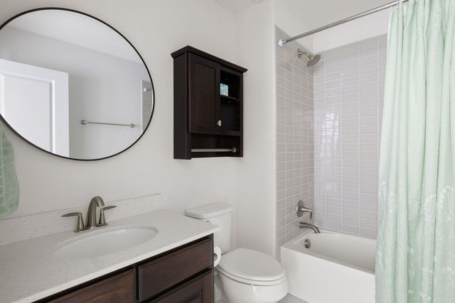 1617 Bardella DR, Leander, TX 78641