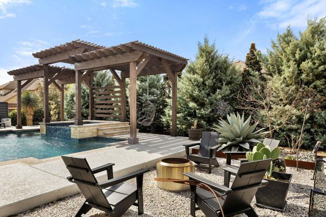 1617 Bardella DR, Leander, TX 78641