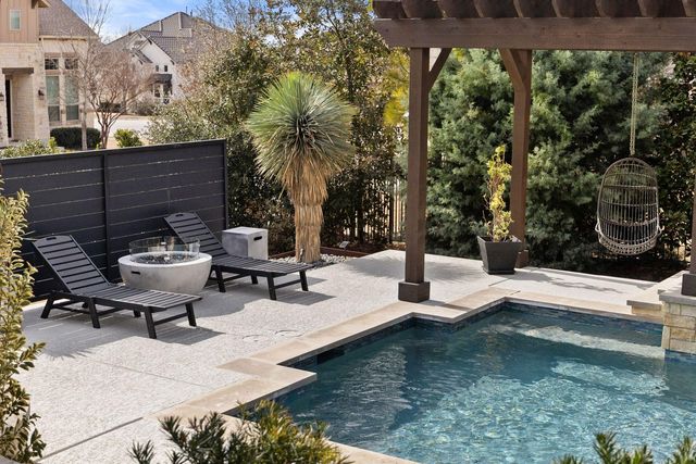 1617 Bardella DR, Leander, TX 78641