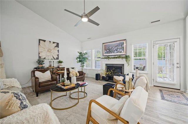 103 Sea Hero CT, Suffolk, VA 23435