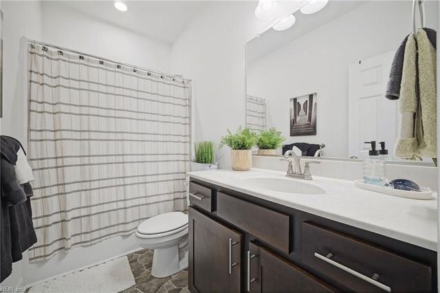 103 Sea Hero CT, Suffolk, VA 23435
