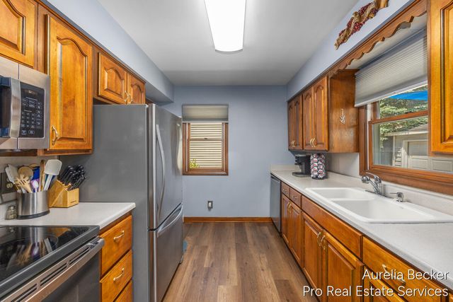 3414 Perry Avenue SW, Wyoming, MI 49519