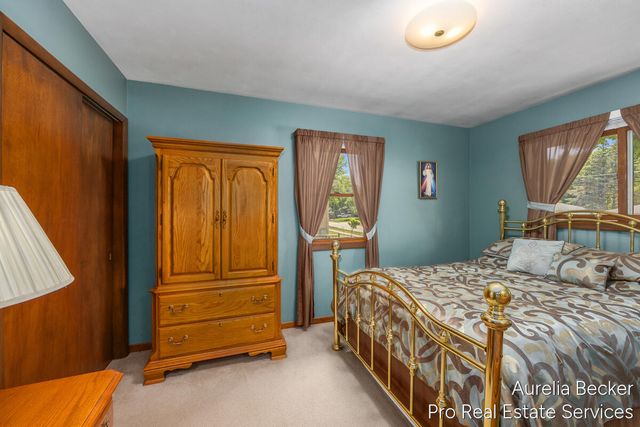 3414 Perry Avenue SW, Wyoming, MI 49519