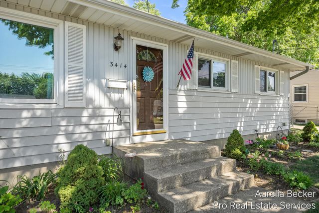 3414 Perry Avenue SW, Wyoming, MI 49519