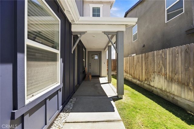 6604 Voyageurs Drive, Bakersfield, CA 93311