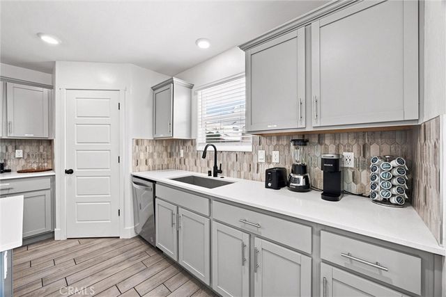 6604 Voyageurs Drive, Bakersfield, CA 93311