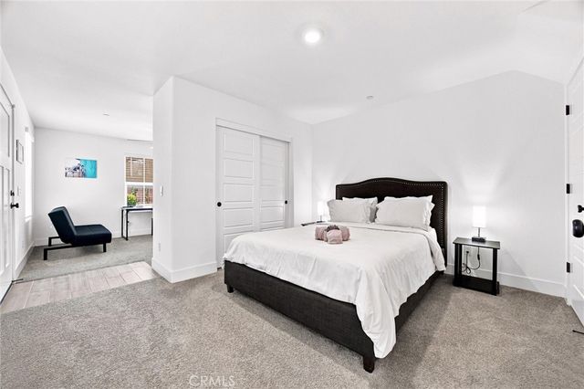 6604 Voyageurs Drive, Bakersfield, CA 93311