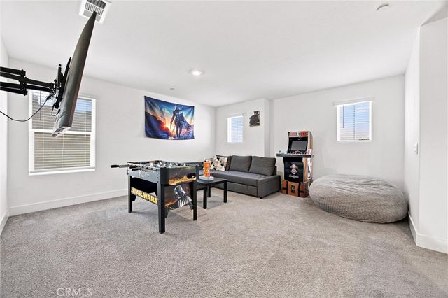 6604 Voyageurs Drive, Bakersfield, CA 93311