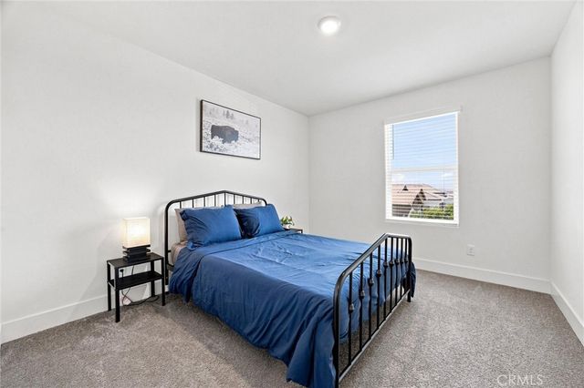 6604 Voyageurs Drive, Bakersfield, CA 93311