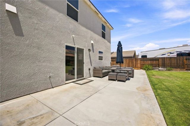 6604 Voyageurs Drive, Bakersfield, CA 93311