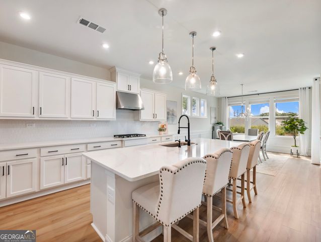 55 Ozark Way, Hoschton, GA 30548