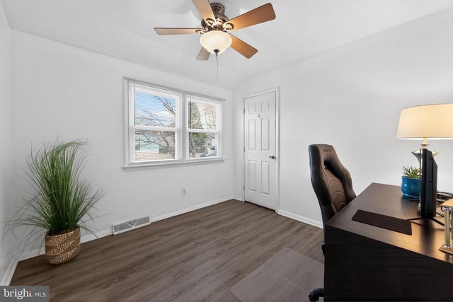 940 CARTER AVE, Bellmawr, NJ 08031