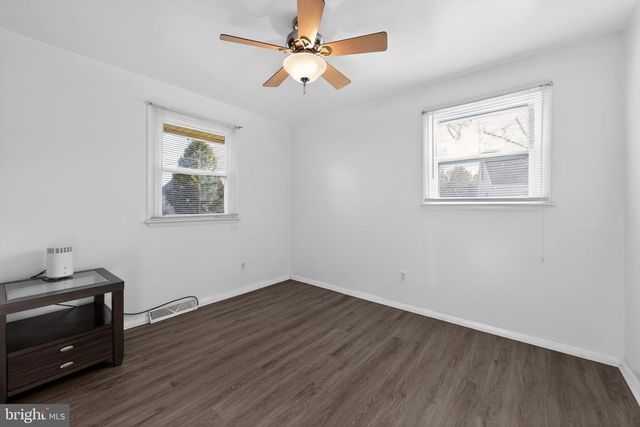 940 CARTER AVE, Bellmawr, NJ 08031