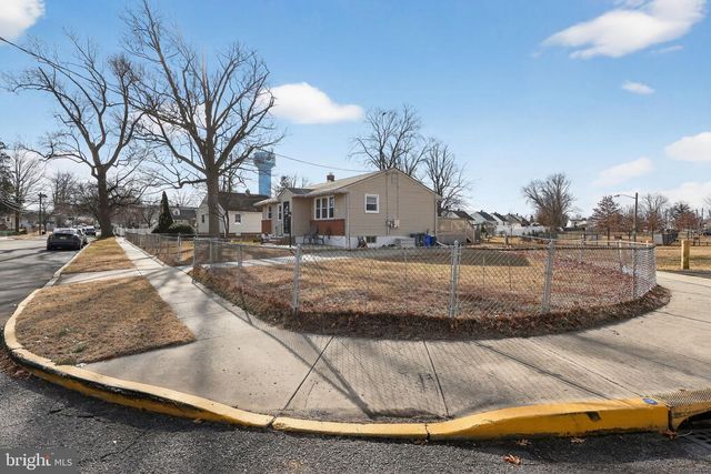 940 CARTER AVE, Bellmawr, NJ 08031