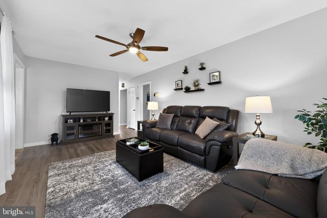 940 CARTER AVE, Bellmawr, NJ 08031