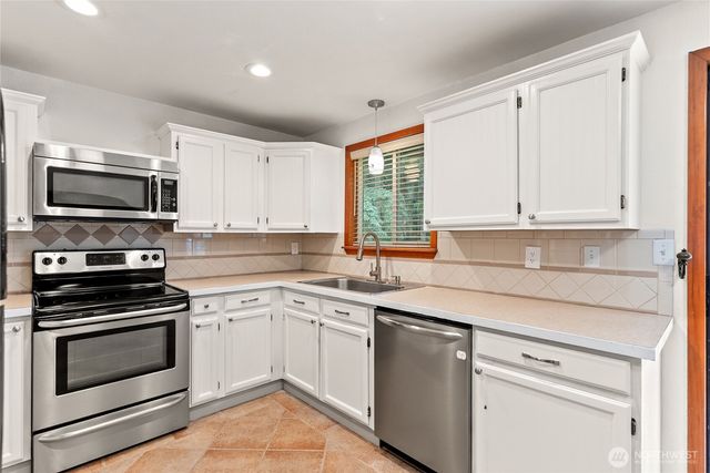 21508 122nd Street Court E, Bonney Lake, WA 98391