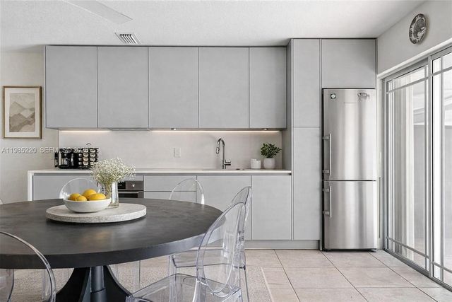 8300 SW 31st St, Miami, FL 33155