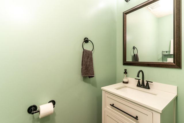 1930 Nettlewood Court, Hebron, KY 41048