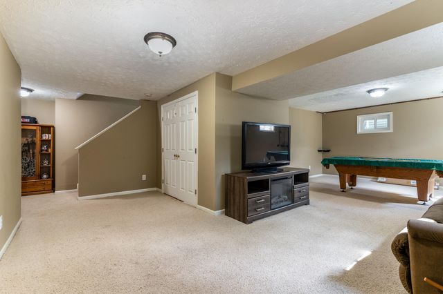 1930 Nettlewood Court, Hebron, KY 41048