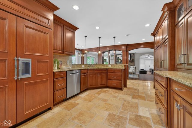 60 Wildwood Drive, Carmel, IN 46032