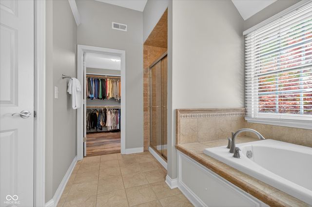 60 Wildwood Drive, Carmel, IN 46032