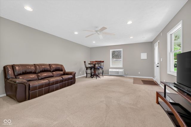 60 Wildwood Drive, Carmel, IN 46032