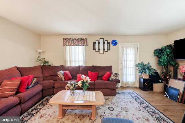 8029 BROKEN REED, Frederick, MD 21701