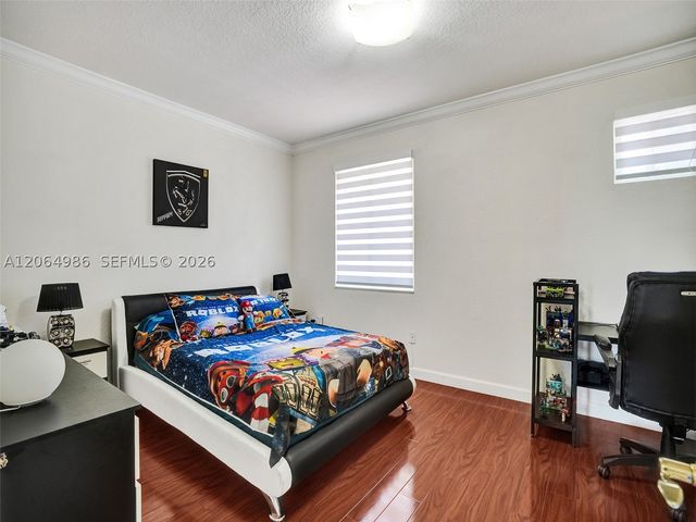 6662 SW 166th Ct, Miami, FL 33193