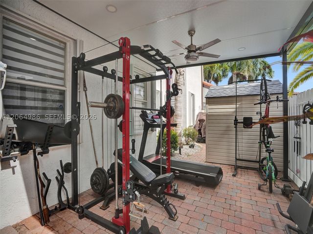 6662 SW 166th Ct, Miami, FL 33193