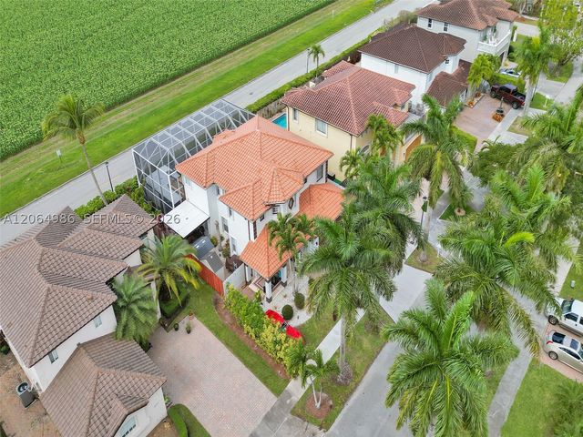 6662 SW 166th Ct, Miami, FL 33193