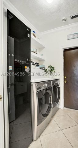 6662 SW 166th Ct, Miami, FL 33193