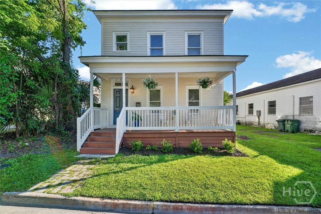 Image 2 of property listing at 506 E 31st Street, Savannah, GA 31401