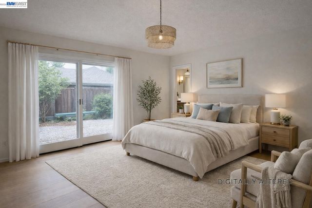 212 Puddingstone Rd, Alameda, CA 94502