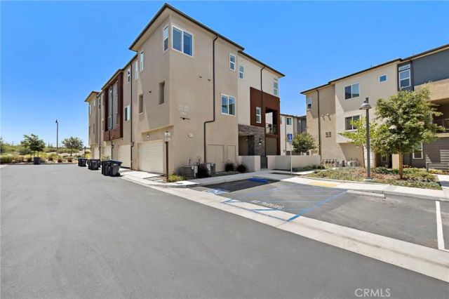259 Lynx, Irvine, CA 92618
