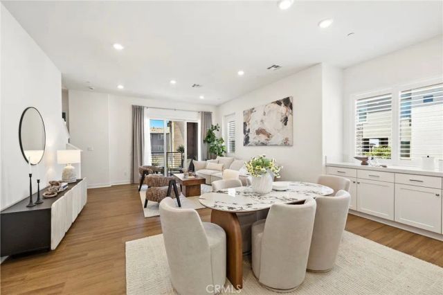 259 Lynx, Irvine, CA 92618