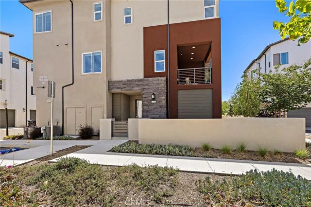 259 Lynx, Irvine, CA 92618