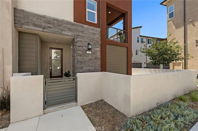 259 Lynx, Irvine, CA 92618
