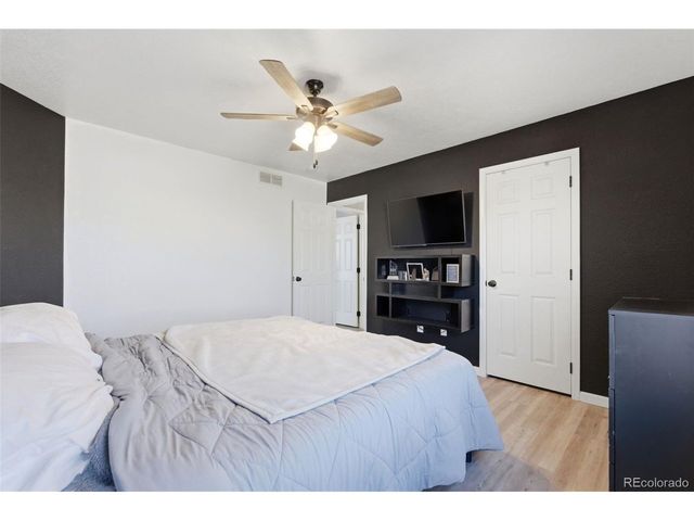 2022 Ance St, Strasburg, CO 80136