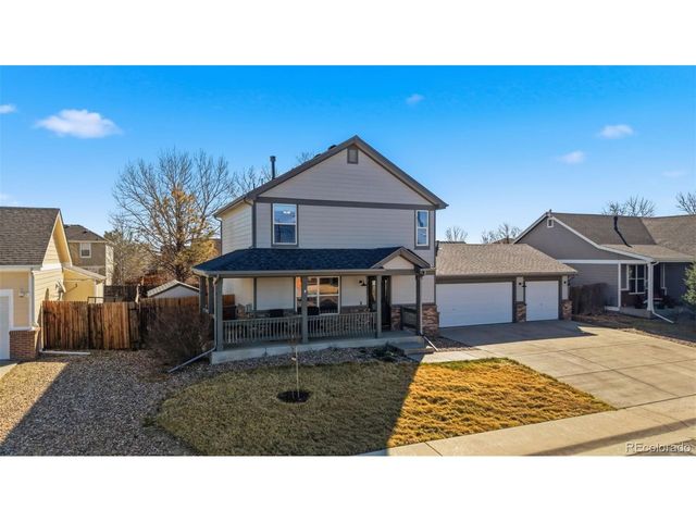 2022 Ance St, Strasburg, CO 80136