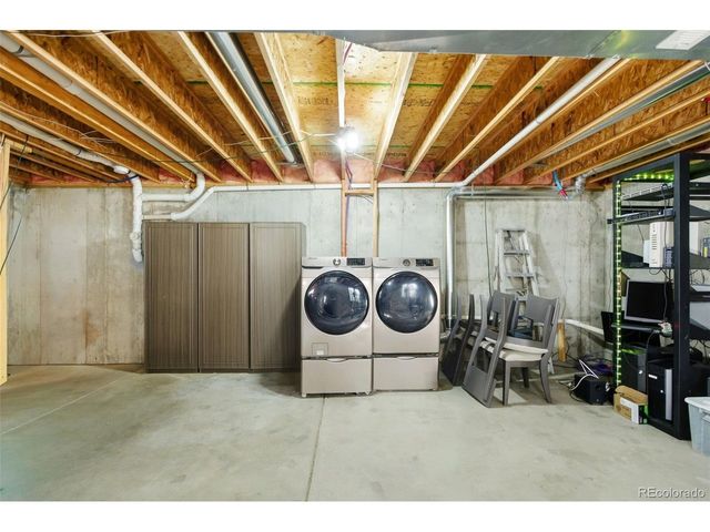 2022 Ance St, Strasburg, CO 80136