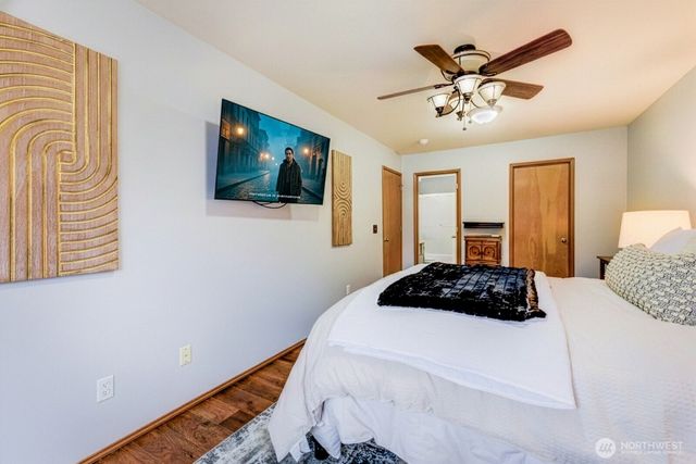 19910 SE 242nd Place, Maple Valley, WA 98038