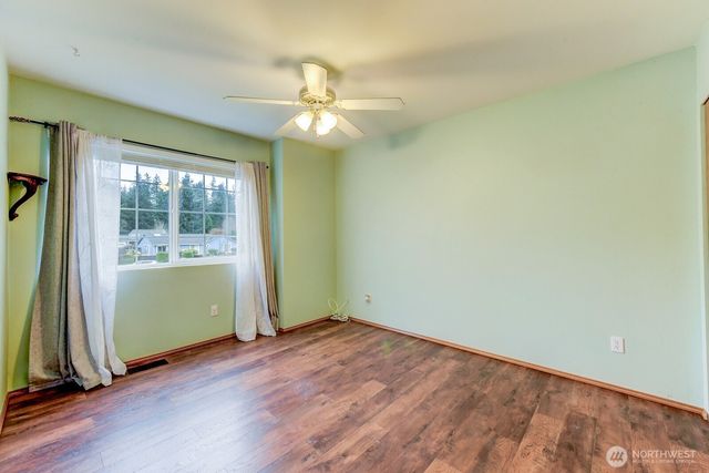 19910 SE 242nd Place, Maple Valley, WA 98038